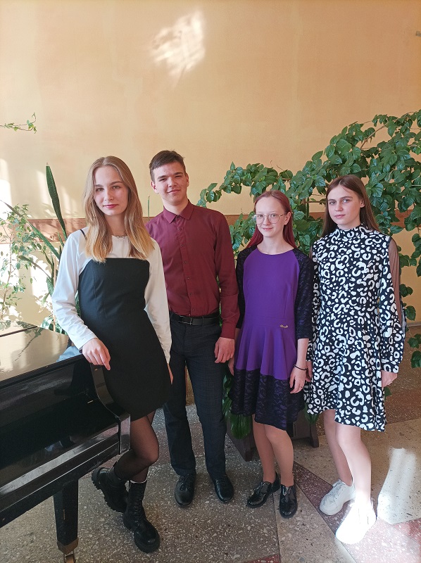 Подари улыбку маме..