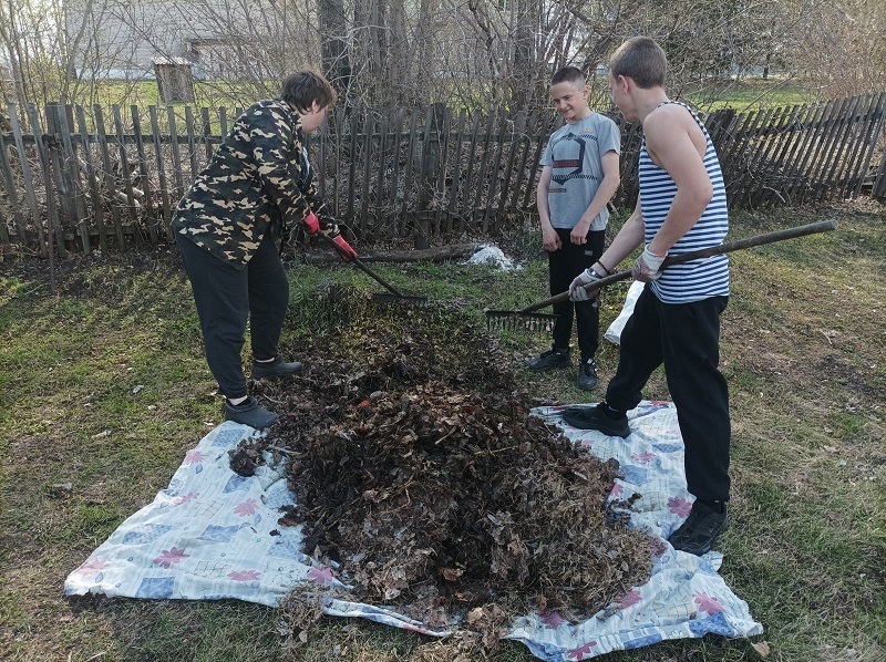 Первые Рыбинской школы 22 апреля приняли участие в Акции «Мы за чистоту»..