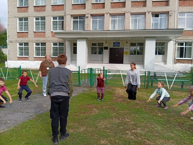 Третий день третьей смены ДОЛ в МБОУ "Рыбинская СОШ".